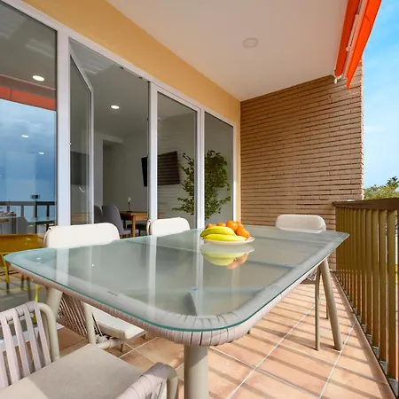 Apartment La Paz By 10tosea *